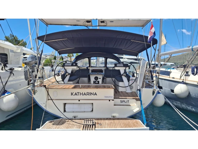 Sailboat to hire Trogir at the best price