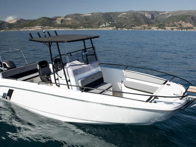 Motorboat hire in La Madrague - Bénéteau Flyer 8