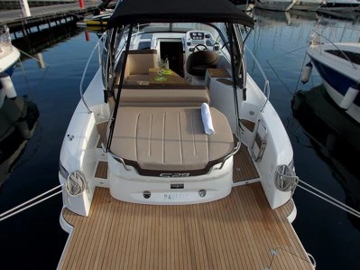 Hire a Bavaria Bavaria S29 Punat