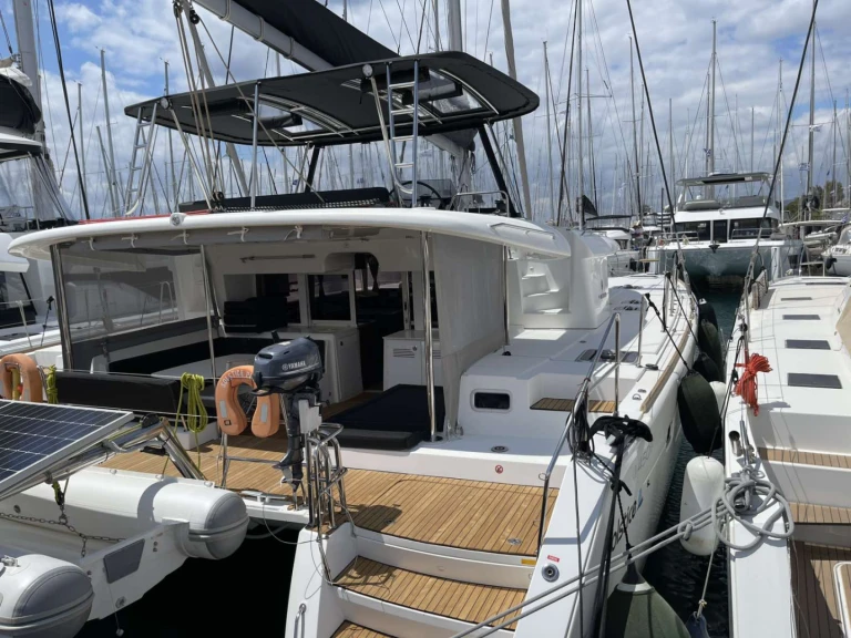 Lagoon Lagoon 450 F charter bareboat or skippered in  Alimos