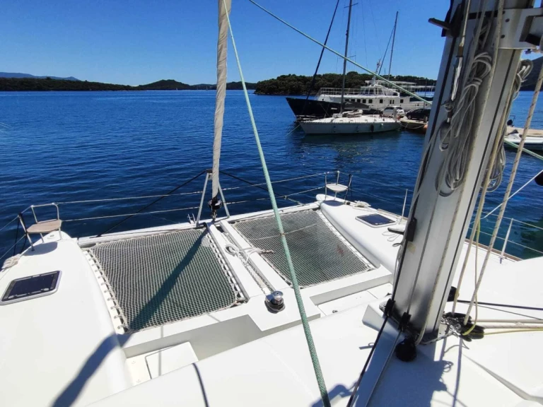 Hire a Lagoon Lagoon 450 F Perigiali