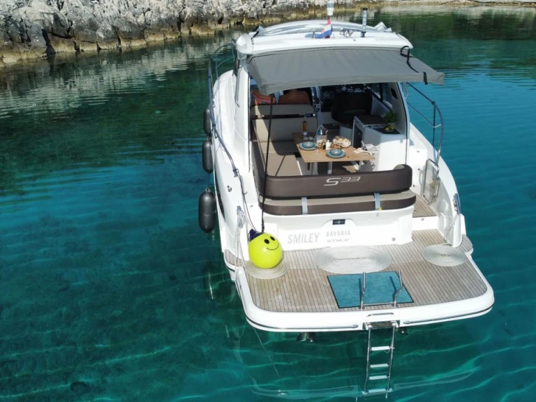 Yacht hire Punat cheap Bavaria 33 Sport HT
