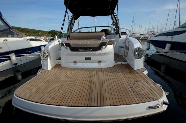 Motorboat hire in Punat - Bavaria Bavaria S29