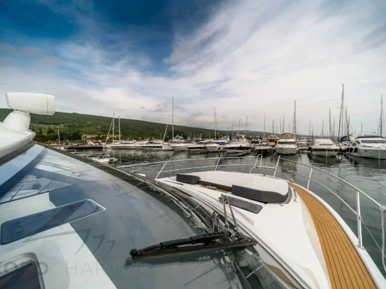 Luxury Yacht hire in Punat - Bavaria Bavaria S45 Coupe