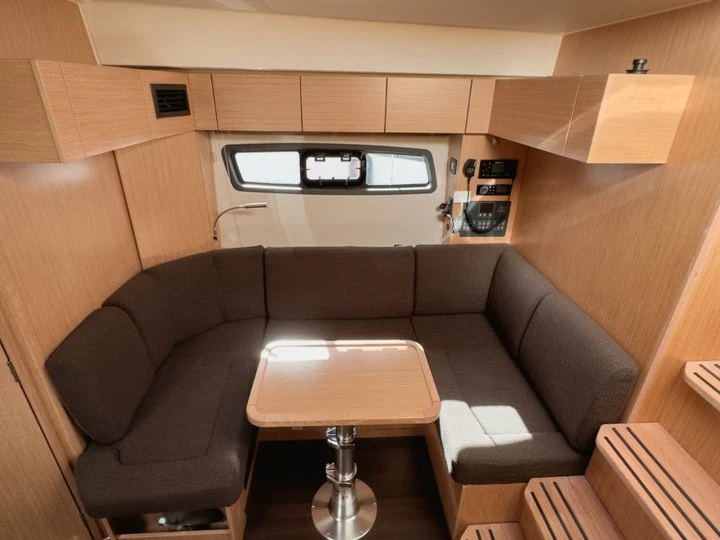Hire Luxury Yacht with or without skipper Bavaria Punat