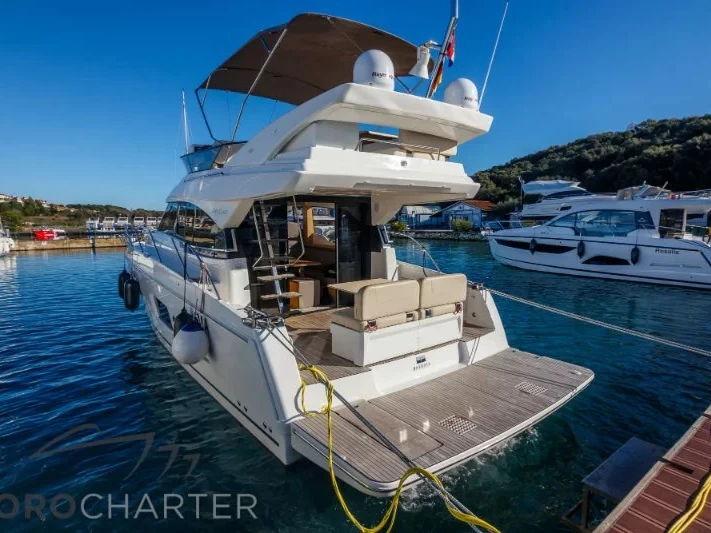 Hire Luxury Yacht with or without skipper Bavaria Punat