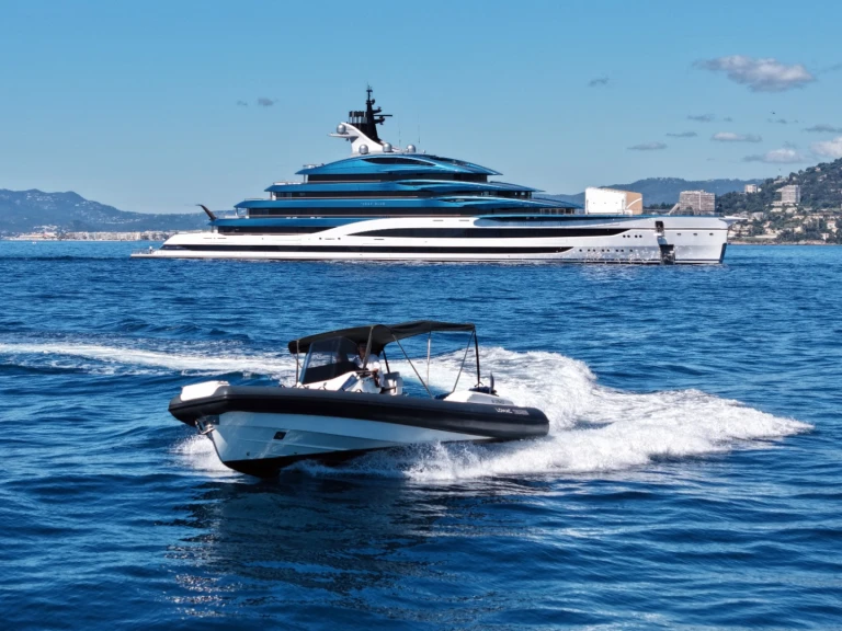 Yacht hire Cannes cheap Gran Turismo 10.5