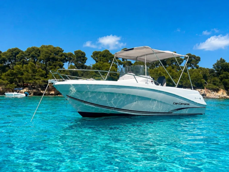 Yacht charter Palavas-les-Flots - Jeanneau Cap Camarat 5.5 CC Serie 2 Style on SamBoat
