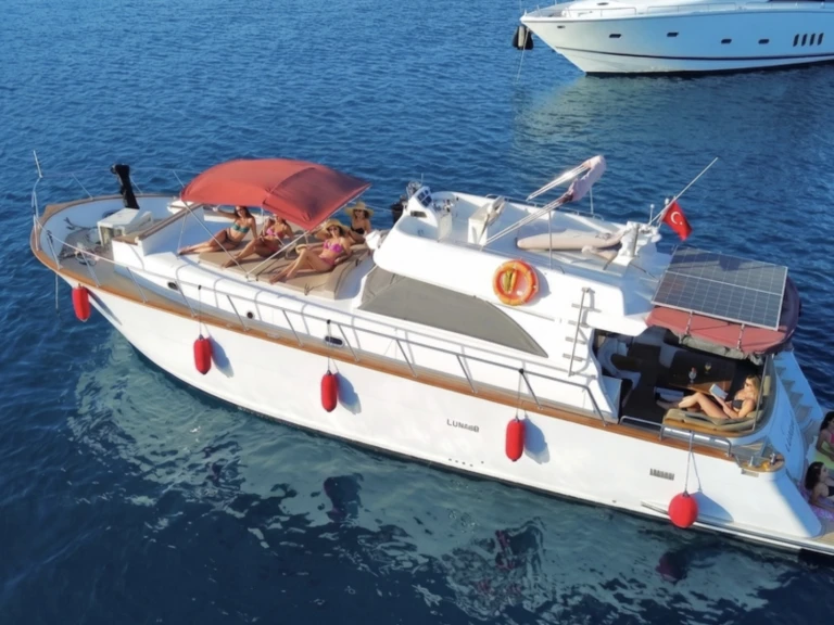 Hire Motorboat with or without skipper Azimut Bodrum