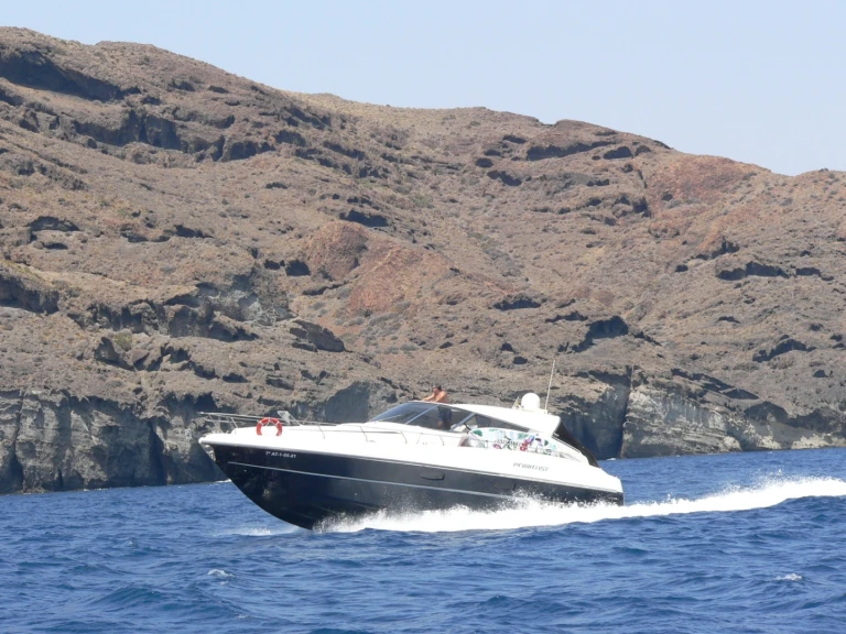 Hire Luxury Yacht PRIMATIST By Bruno Abbate with a boat licence