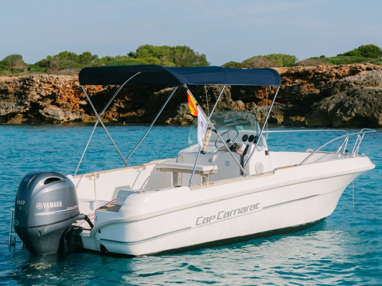 Motorboat to hire Cala en Bosch at the best price