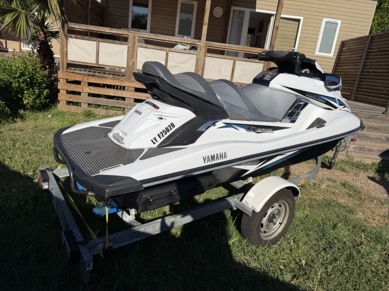 Jet ski to hire Agay at the best price