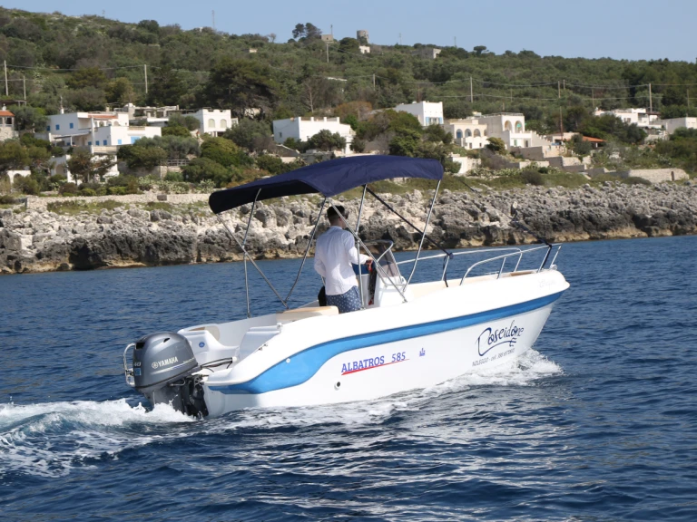 Motorboat hire in Marina di Andrano - FRATELLI LONGO 5,50