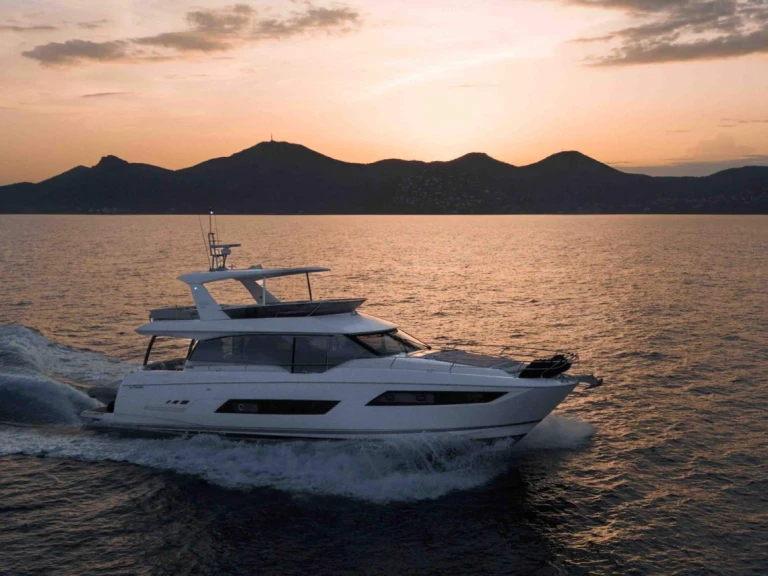 Hire Luxury Yacht with or without skipper Prestige Yachts Monaco