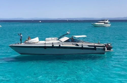 Hire a Baia baia 50 Porto Rotondo