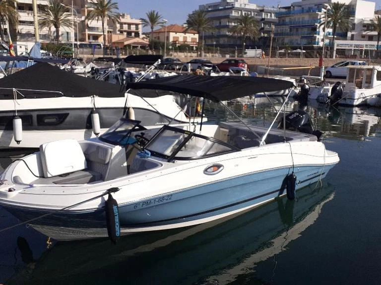 Motorboat hire in Port of can Pastilla - Bayliner VR6 OB