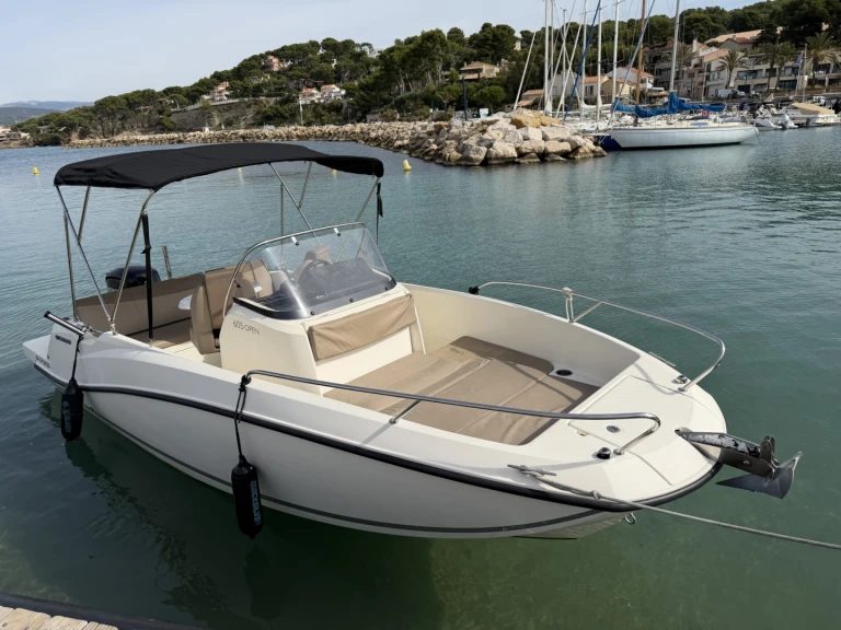 Motorboat hire in La Madrague - Quicksilver Activ 605 Open