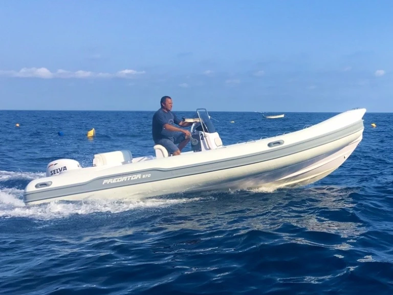 RIB hire in Praiano - Selva Open Line D 5.7