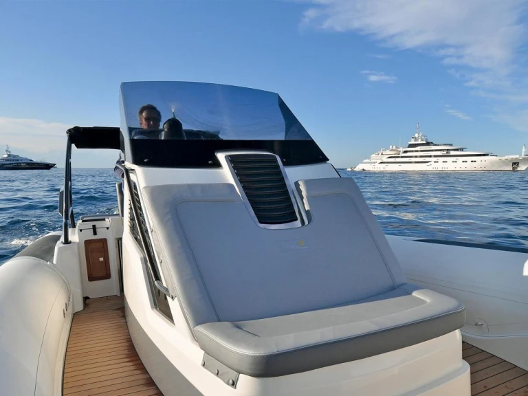 Hire RIB with or without skipper Bwa Cogolin