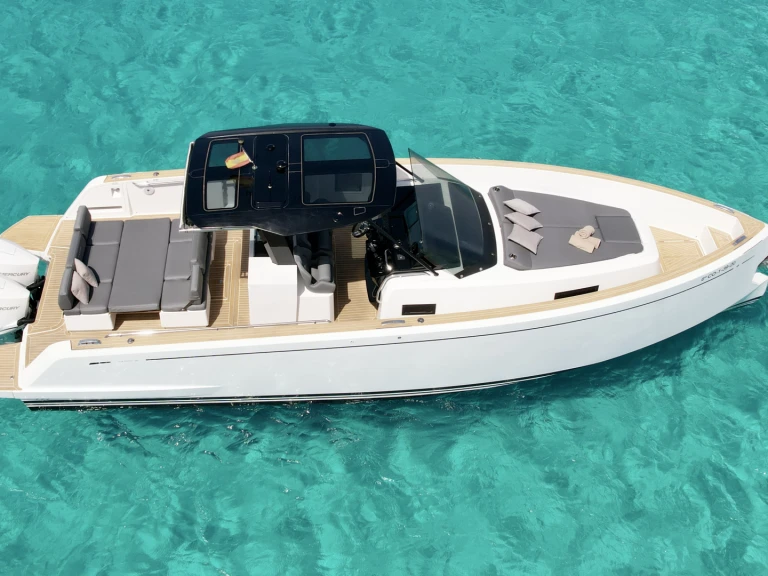 Yacht hire Ibiza Town cheap Pardo 38