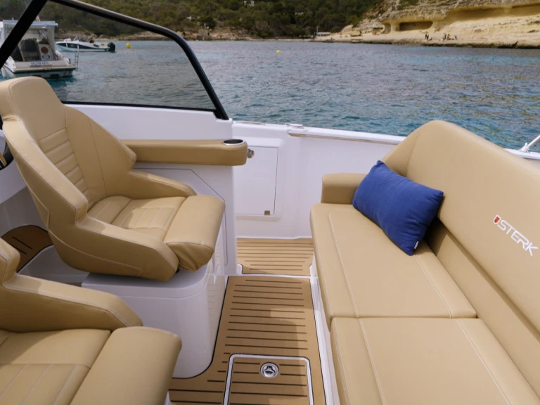 Hire a sterk 31 RC Ibiza Town