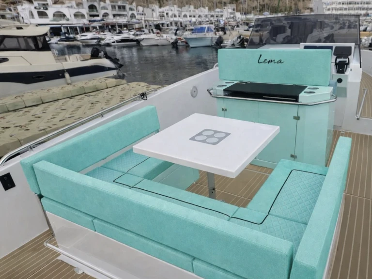 Yacht charter Ibiza Town - Lema Kalon 29 on SamBoat
