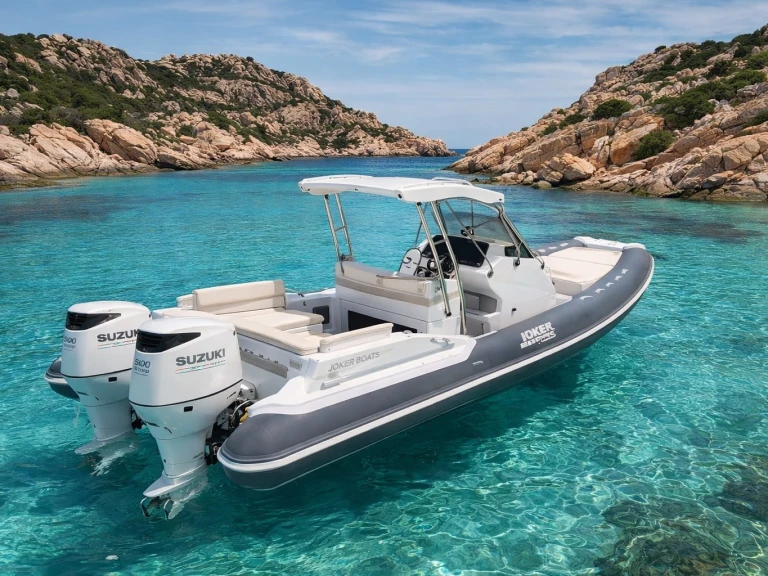Charter a Joker Boat Clubman 30 in Cannigione on Samboat