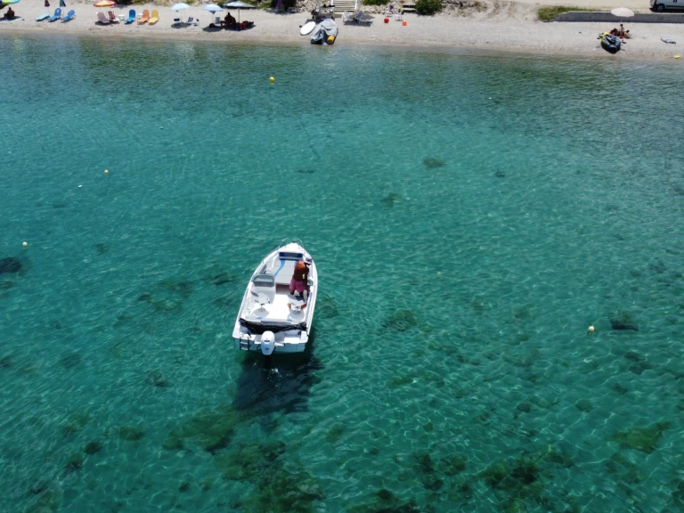 Charter a Olympic Boats 490sx in Chalkidikís on Samboat