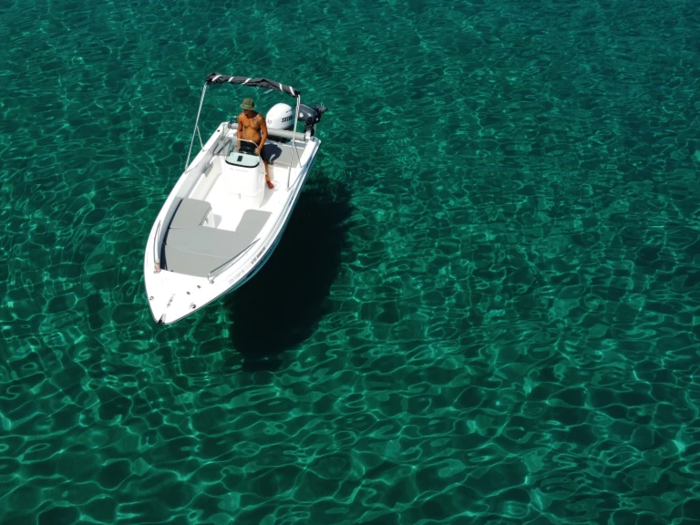 Yacht hire Chalkidikís cheap 490cc