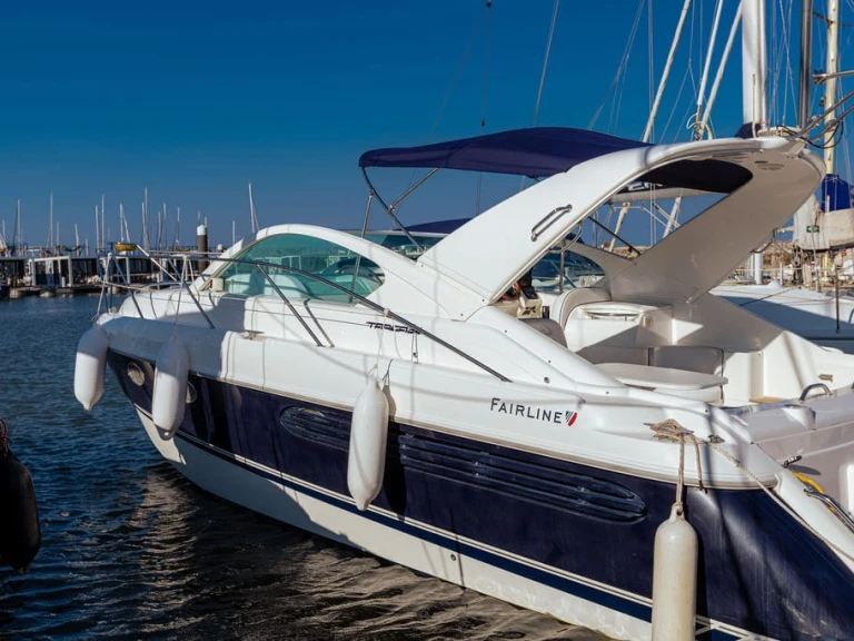 Luxury Yacht to hire Lisbon at the best price