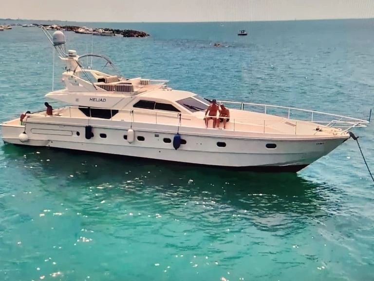 Yacht charter Pisa - Ferretti Ferretti 60 on SamBoat