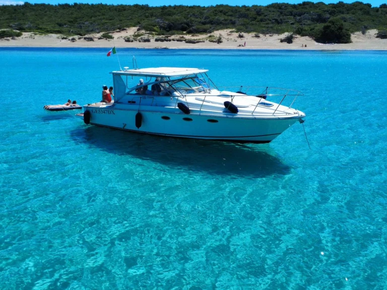 Yacht charter Gallipoli - Sea Ray Sea Ray 340 Express Cruiser on SamBoat
