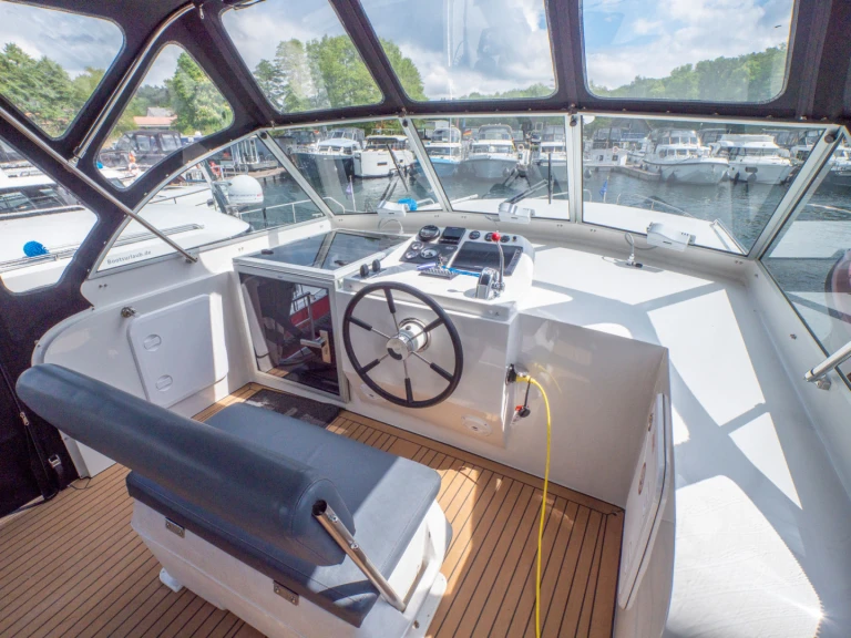 Hire Canal boat with or without skipper Gruno Waren (Müritz)