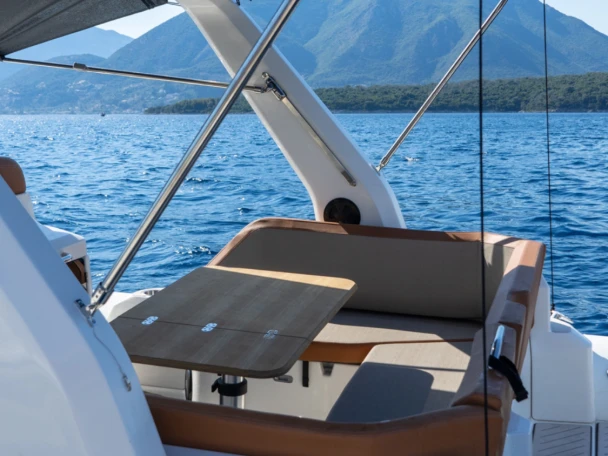 Charter a Zodiac Medline 9 in Nydri on Samboat