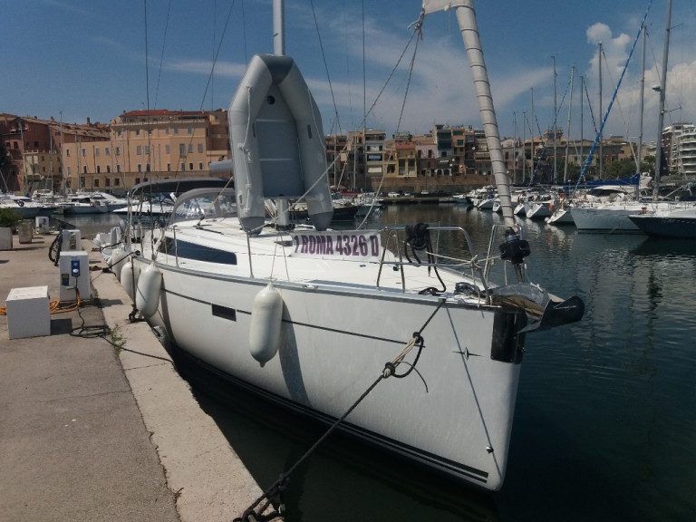 Charter a Bavaria Cruiser 46 in Nettuno on Samboat