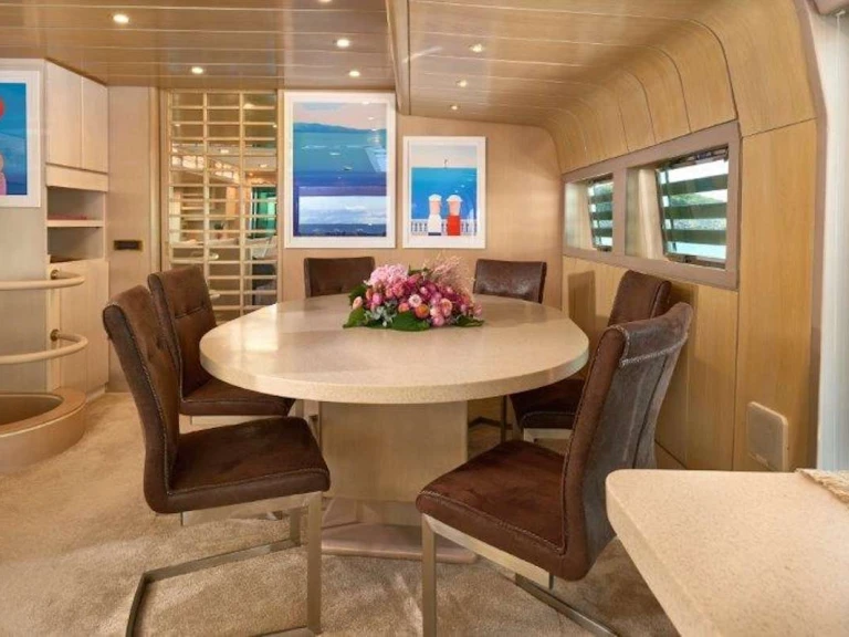 Luxury Yacht to hire Split at the best price
