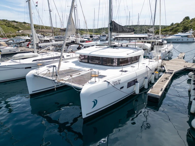 Charter a Lagoon Lagoon 42 in Primošten on Samboat