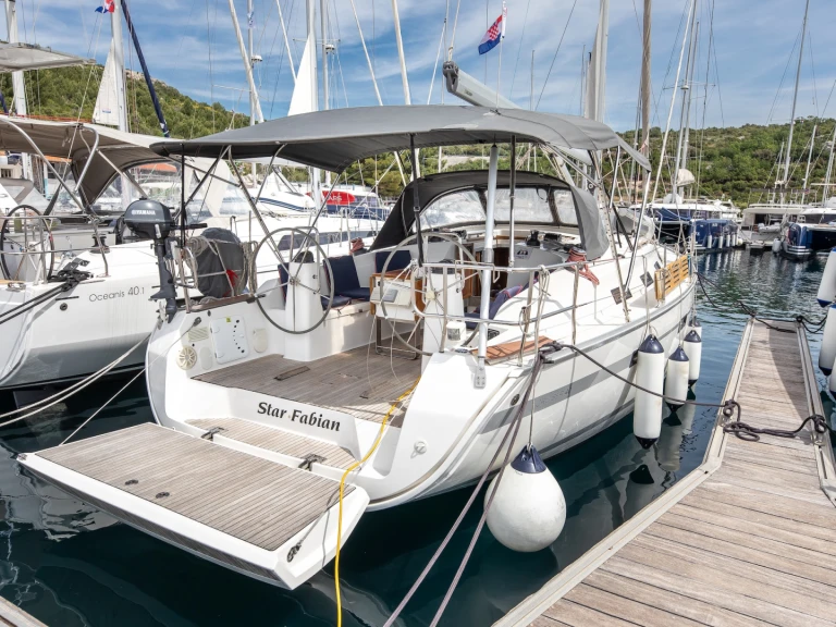 Hire a Bavaria Cruiser 40 Primošten