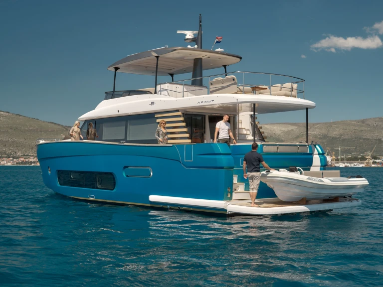 Luxury Yacht hire in Podstrana - Azimut Azimut Magellano 66