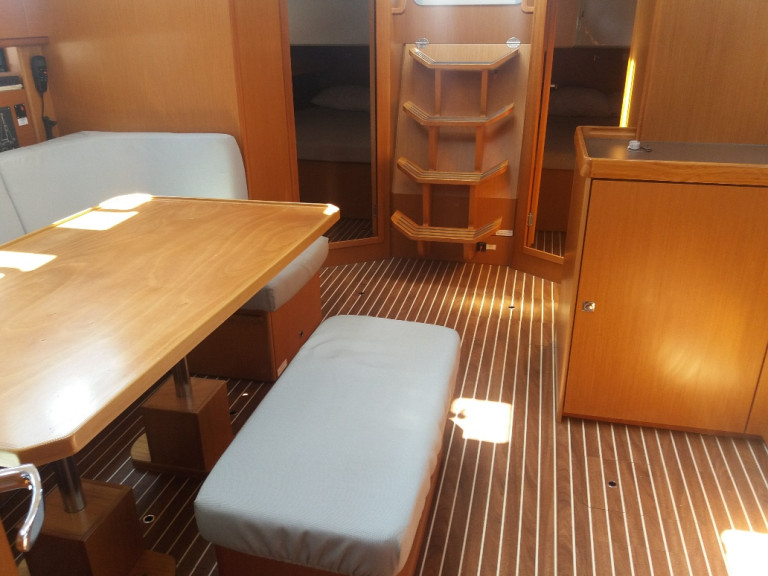 Hire a Bavaria Cruiser 46 Nettuno