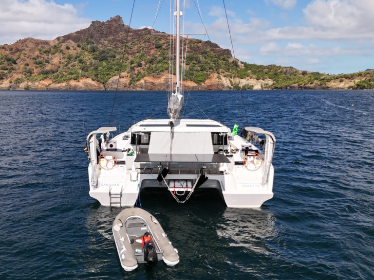 Hire a Excess Excess 14 (Owners version) Papeete