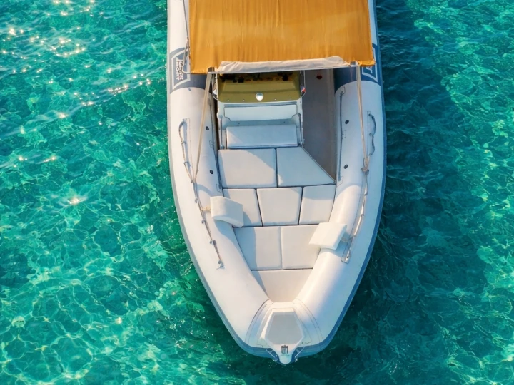 RIB hire in Amalfi - Sea prop 24