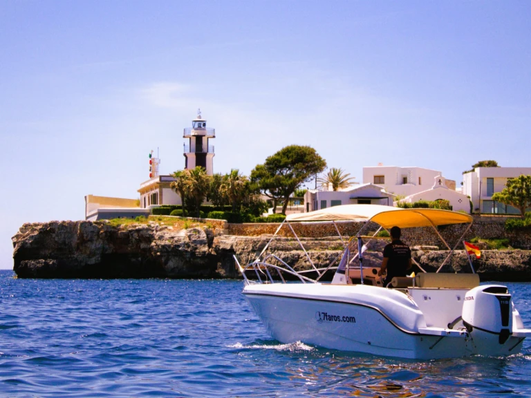 Hire Motorboat with or without skipper Polyester Yacht Ciutadella de Menorca