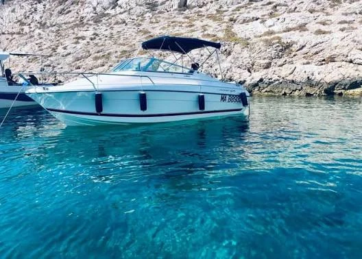 Motorboat hire in France - Jeanneau Leader 605