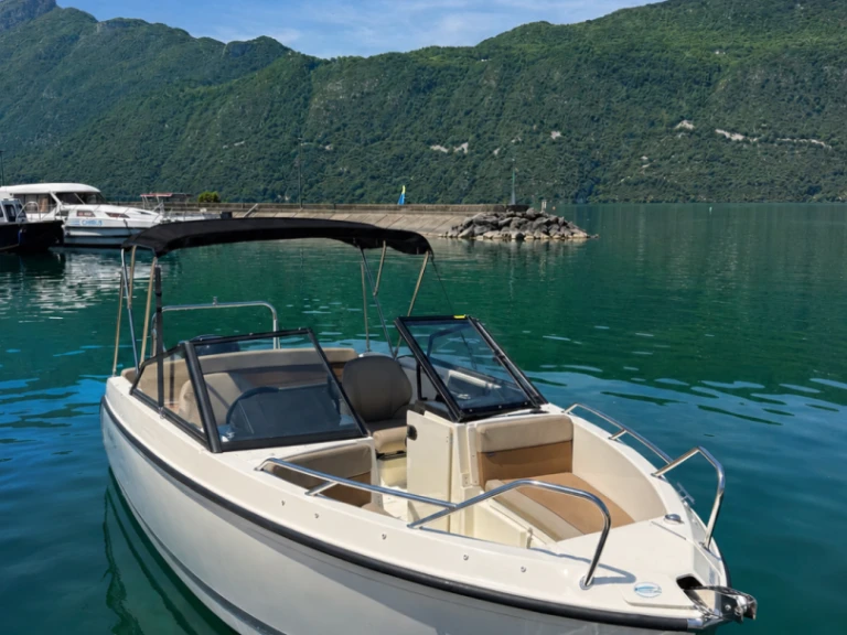 Motorboat to hire Aix-les-Bains at the best price