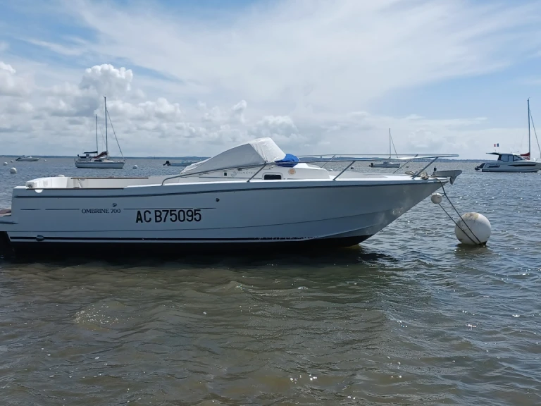 Hire Motorboat with or without skipper Bénéteau Andernos-les-Bains