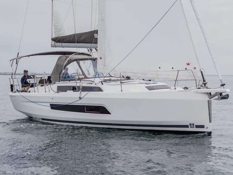 Hire Sailboat with or without skipper Dufour Clifton