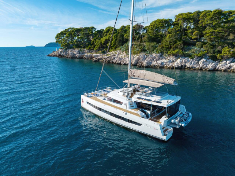 Hire a Bali Bali 5.4 Palermo
