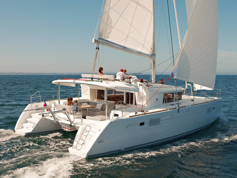 Catamaran hire in Turgutreis - Lagoon Lagoon 450 F