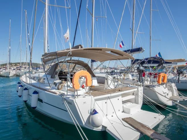 Sailboat hire in Kotor - Dufour Dufour 460 Grand Large